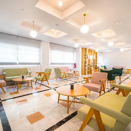 Hotel Adele Adelianos Kampos